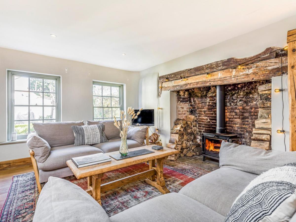 Pass The Keys Charming Downland Cottage Chichester Kültér fotó