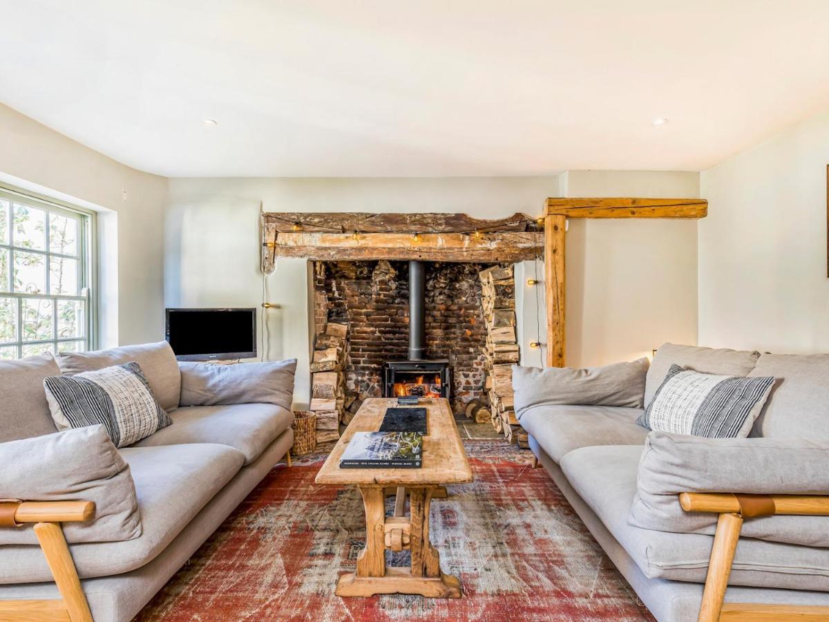 Pass The Keys Charming Downland Cottage Chichester Kültér fotó