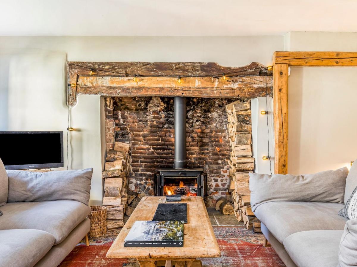 Pass The Keys Charming Downland Cottage Chichester Kültér fotó