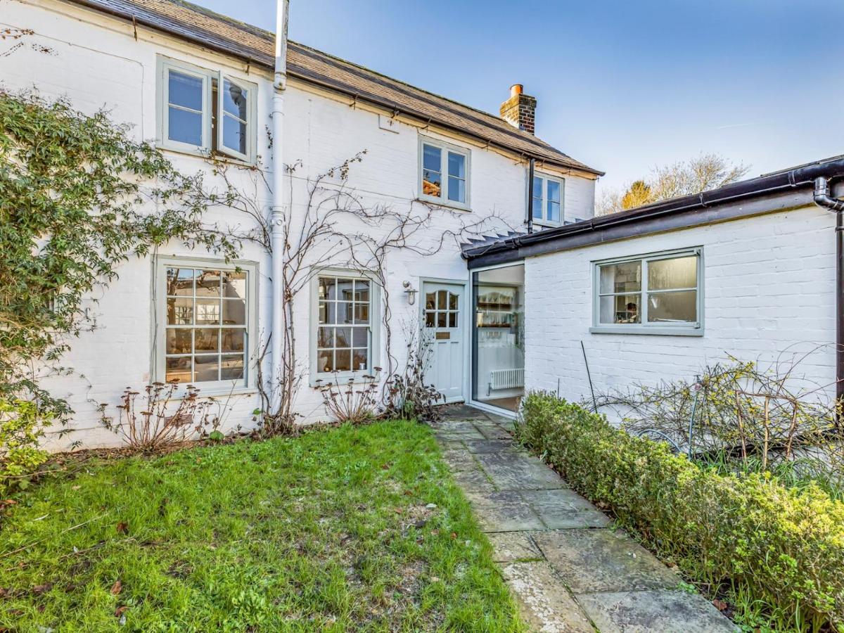 Pass The Keys Charming Downland Cottage Chichester Kültér fotó